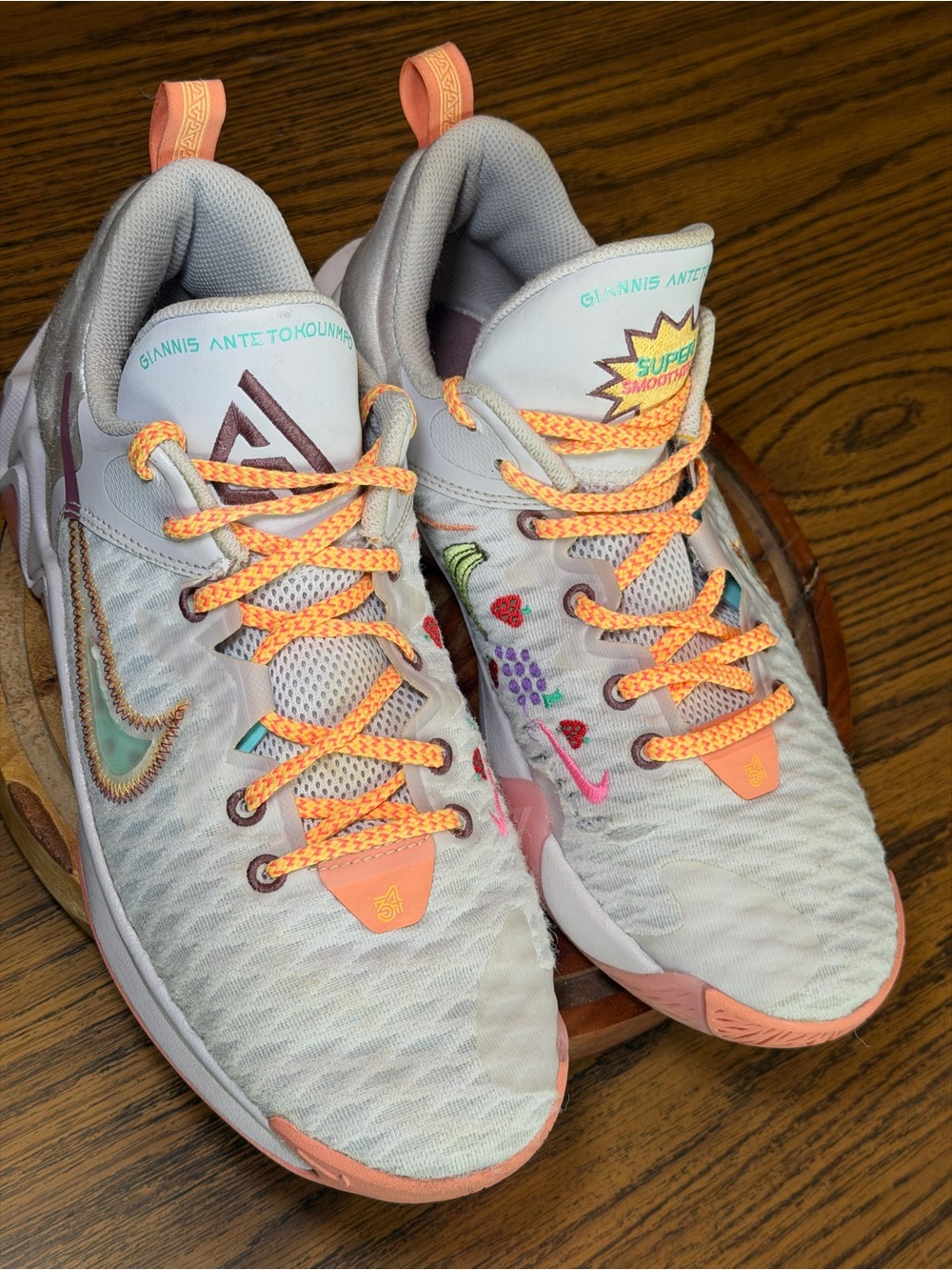 Nike Kids White and Peach Athletic Sneakers with Multicolor Accents